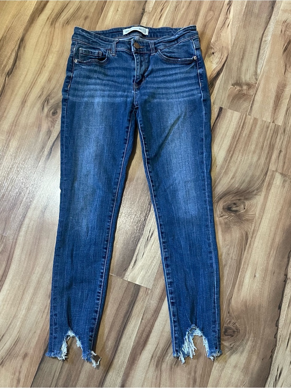 BKE Payton Mid Rise Ankle Skinny Jeans Frayed Tulip Hem Medium Wash Size 27